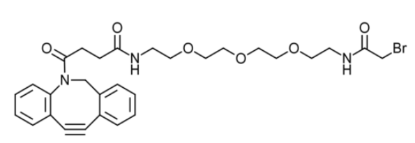 Bromoacetyl-PEG3-DBCO，PEG是经环氧乙烷聚合而成的，相对分子量在200～8000或者8000以上的乙二醇高聚物